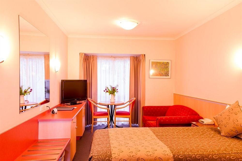 The Waverley International Hotel Ґлен-Вейверлі Екстер'єр фото