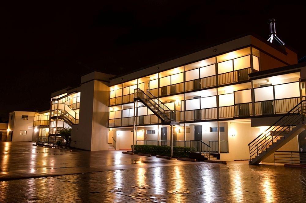 The Waverley International Hotel Ґлен-Вейверлі Екстер'єр фото